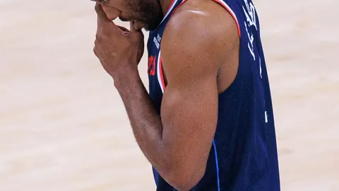 利物浦点球逆转赫罗纳，萨拉赫关键进球 1-0 晋级欧冠淘汰赛